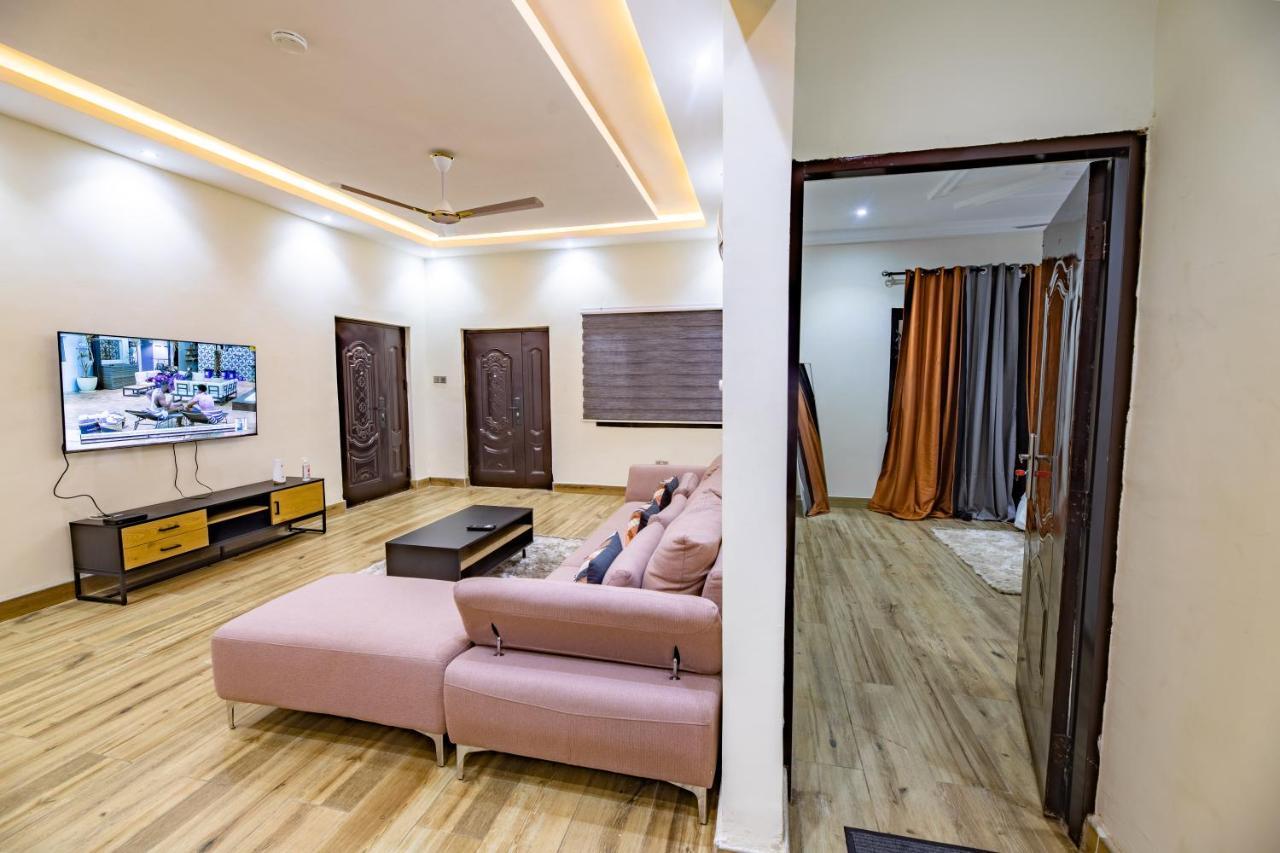 Cloud9 Luxury Apartments Accra Bagian luar foto