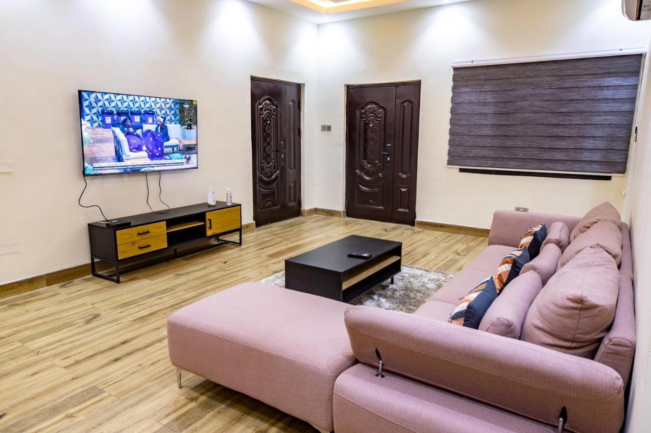 Cloud9 Luxury Apartments Accra Bagian luar foto