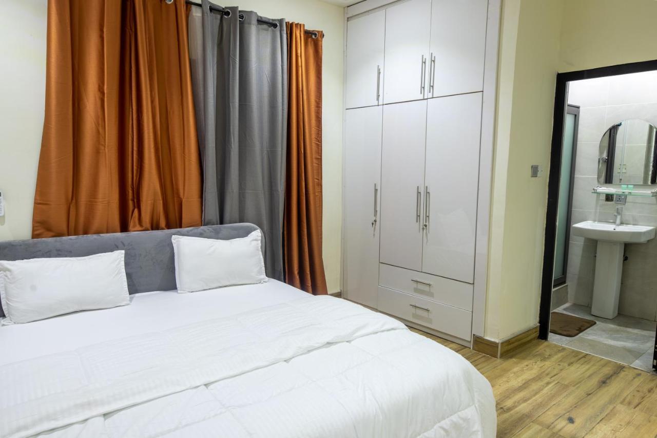 Cloud9 Luxury Apartments Accra Bagian luar foto