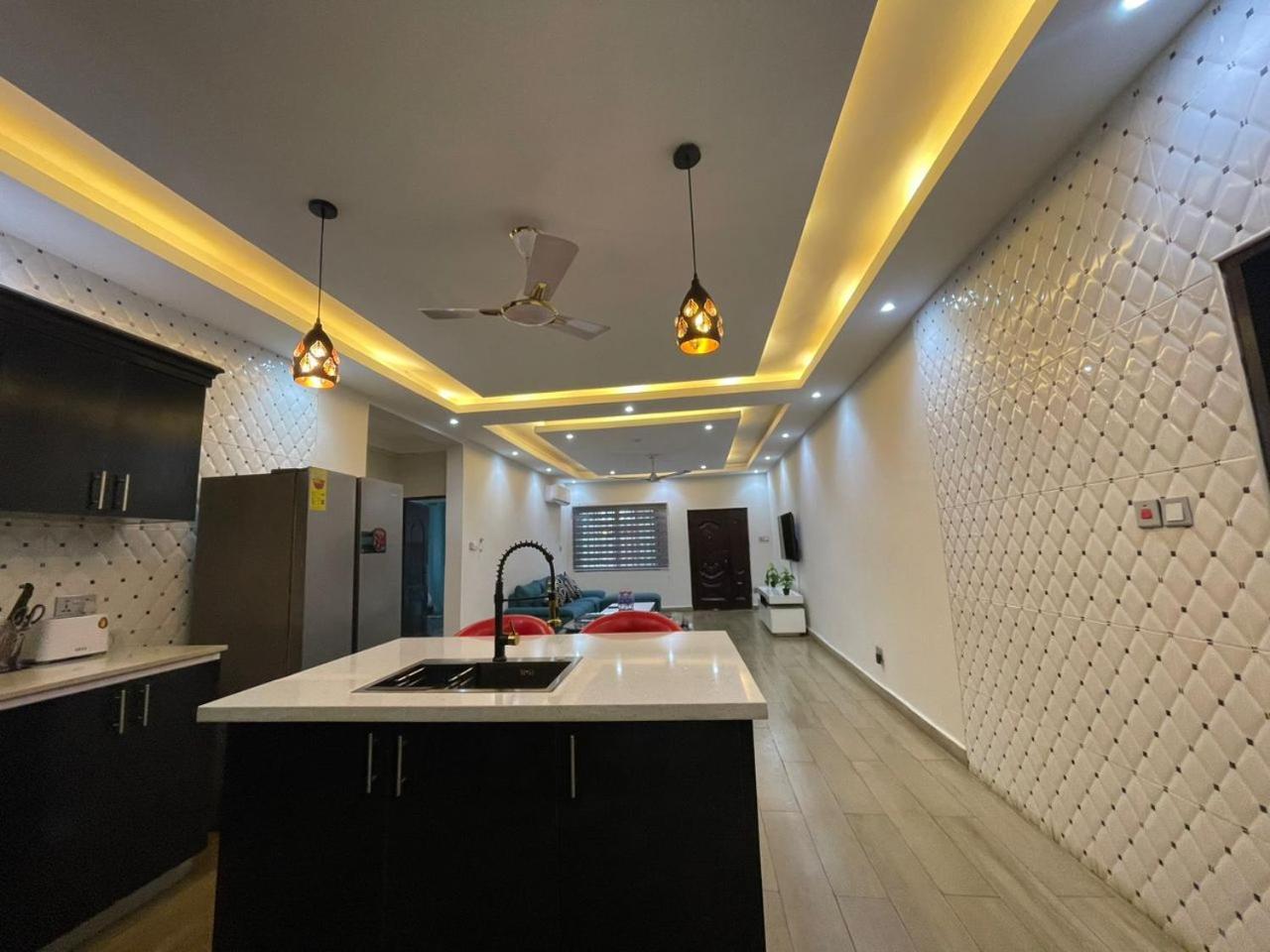 Cloud9 Luxury Apartments Accra Bagian luar foto