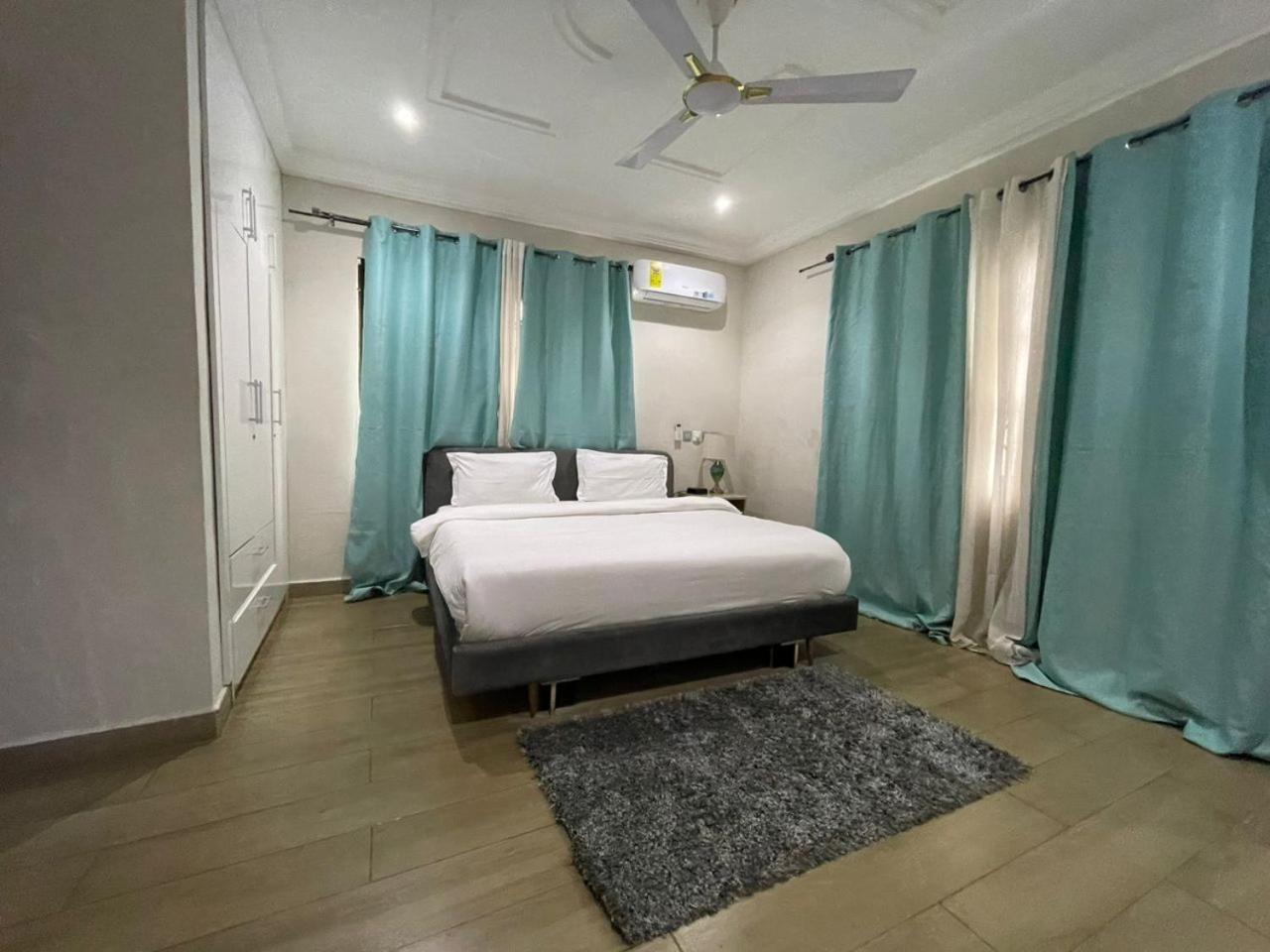 Cloud9 Luxury Apartments Accra Bagian luar foto